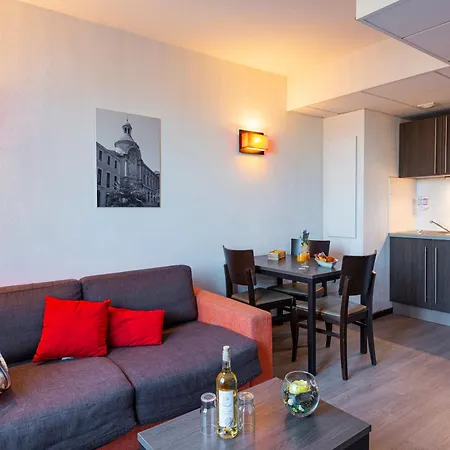 Zenitude Hotel-residences Gare 3* ニーム